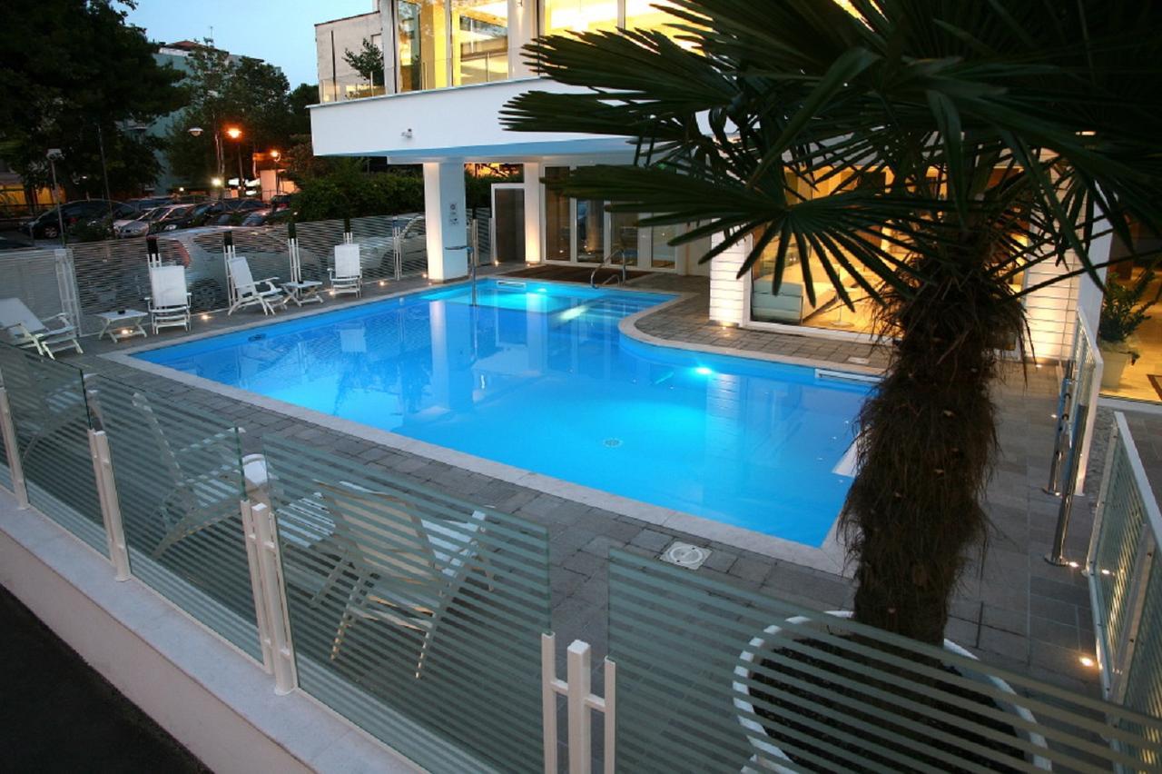 Hotel Fantasy 리치오네 외부 사진