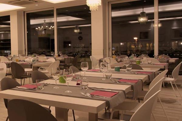 Hotel Fantasy 리치오네 외부 사진